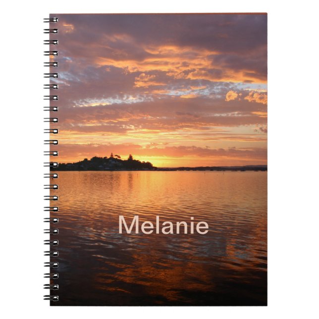 Cuaderno Atardecer personalizado en el agua (Frente)