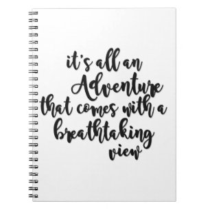 Cuaderno aventura con una vista impresionante blanco y negr