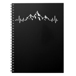 Cuaderno Aventura de senderismo en la montaña Ritmo cardíac