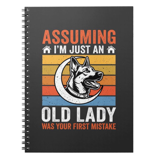 Cuaderno Aviso de Perro Señora Mayor Retro (Frente)