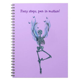 Cuaderno Bailarina de Esqueleto de Llamas de Fuego Azul Púr