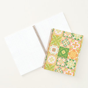Cuaderno Baldosas orgánicas en verde y amarillo