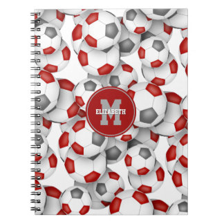 Cuaderno balones de fútbol rojos grises patrón deportes par