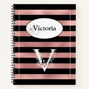 Cuaderno Bandas de oro Rosa personalizadas con V inicial