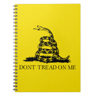 Cuaderno Bandera Gadsden de serpiente de cascabel: Lucha, R