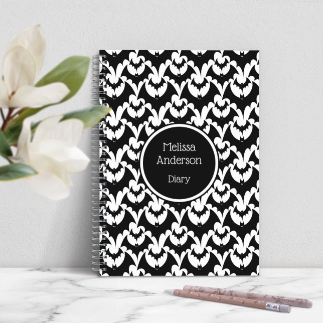 Cuaderno Bats Horror Patrón gótico Nombre personalizado Neg (Bats Horror Gothic Pattern Personalized Name Black Notebook)