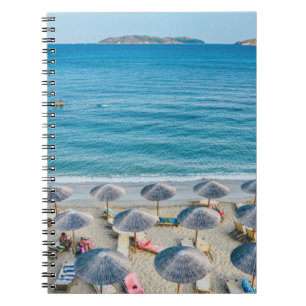 Cuaderno Beach lounge a orillas del mar