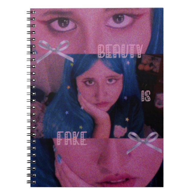 Cuaderno beauty is fake  (Frente)