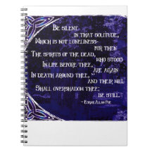 Bebidas espirituosas de los muertos en violeta