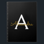 Cuaderno Black Gold Modern Script Girly Monograma Nombre<br><div class="desc">Planificador de monograma de escritura simple en negro y oro con nombre de bloc de notas en espiral. Esto hace que el dulce perfecto cumpleaños 16, boda, ducha de novia, aniversario, ducha de bebé o fiesta de soltera sea regalo para alguien que ama el lujo glam y los estilos de...</div>