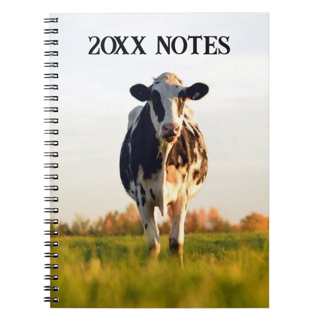 Cuaderno Black, White Heifer in Field Yearly Notes (Frente)
