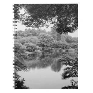 Cuaderno Blanco y negro, fresco, único y natural y lago