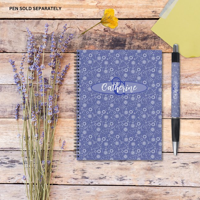 Cuaderno Bloc de notas con flores azules de inspiración vin (Vintage Inspired Elegant Blue and White Lace-Effect Floral Personalised Notebook.)