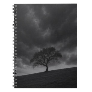 Cuaderno Bloc de notas Sky de tormenta de árbol solitario