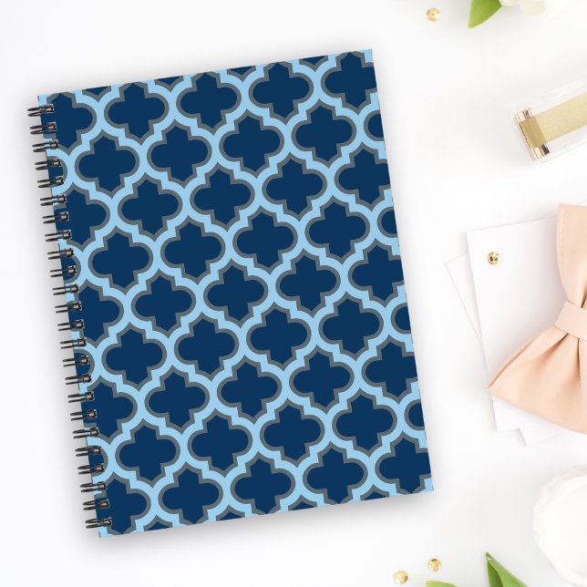 Cuaderno Blue and Baby Blue Trellis, Lattice, Quatrefoil (Subido por el creador)