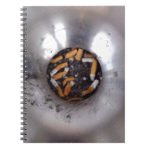 Cuaderno Bocas de cigarrillo en ceniceros de plata, diverti