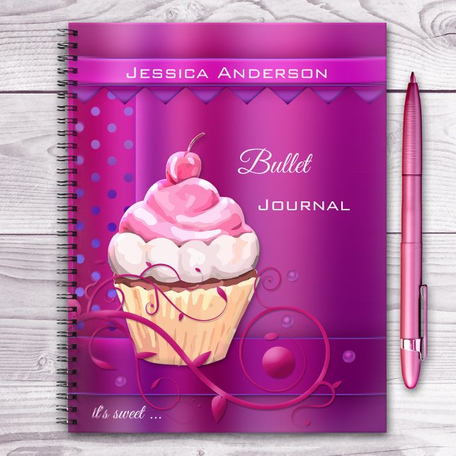 Cuaderno Boletín Purple Cupcake Bullet o bloc de notas de r (Notebook featuring a sweet cupcake design with floral swirl on elegant purple fuchsia pink)
