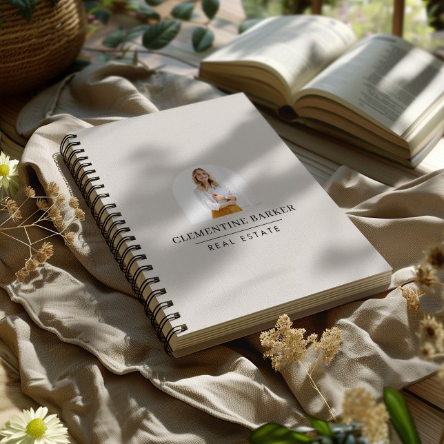 Cuaderno Branding de negocios con foto de arco moderno (Subido por el creador)