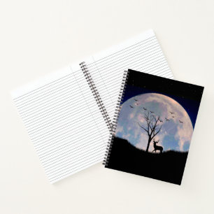 Cuaderno Buck con gran rack contra la luna llena