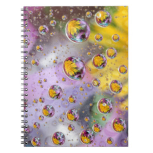 Cuaderno Burbujas abstractas con flores. Crédito como:Nancy