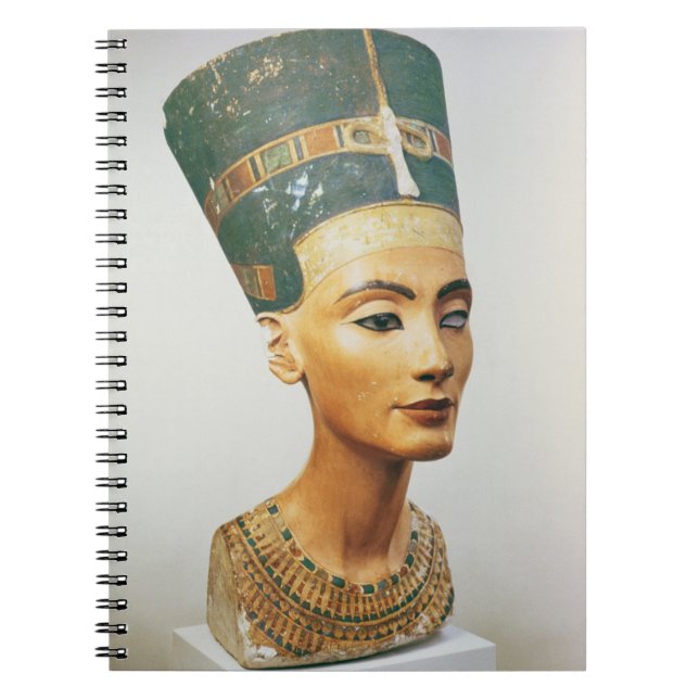Cuaderno Busto de la reina Nefertiti, del estudio del sc (Frente)