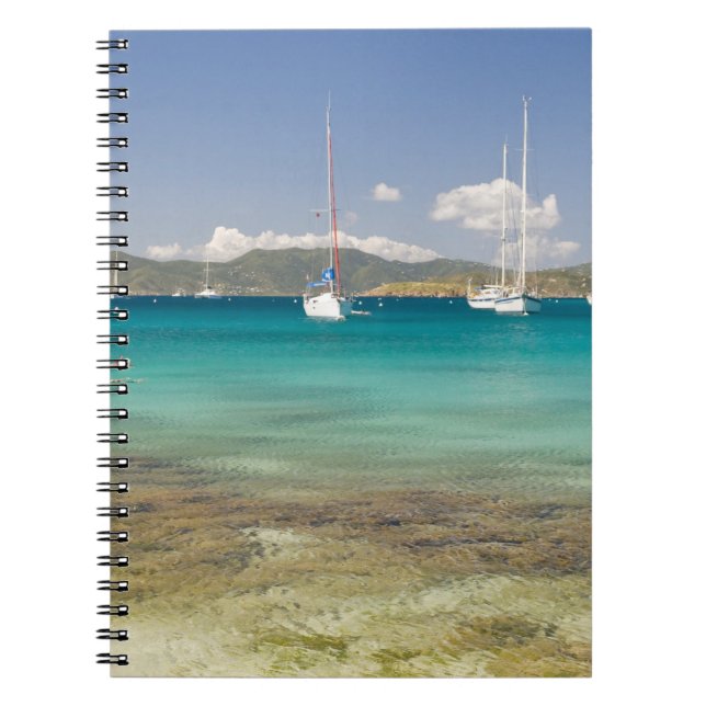 Cuaderno Buzos en la idílica cala de Pirates Bight, Bight, (Frente)