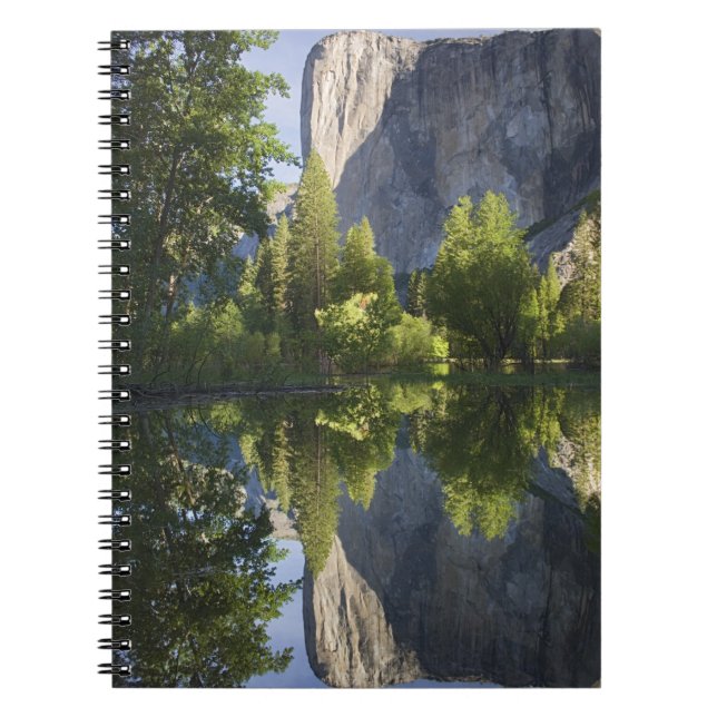 Cuaderno CA, Yosemite NP, El Capitan reflejado en Merced (Frente)