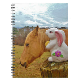 Cuaderno Caballo amarillo, conejo de primavera