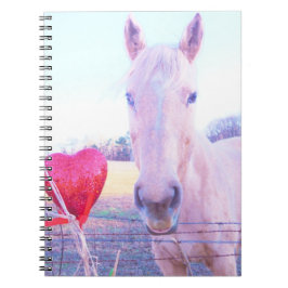 Cuaderno Caballo amarillo y corazón rojo
