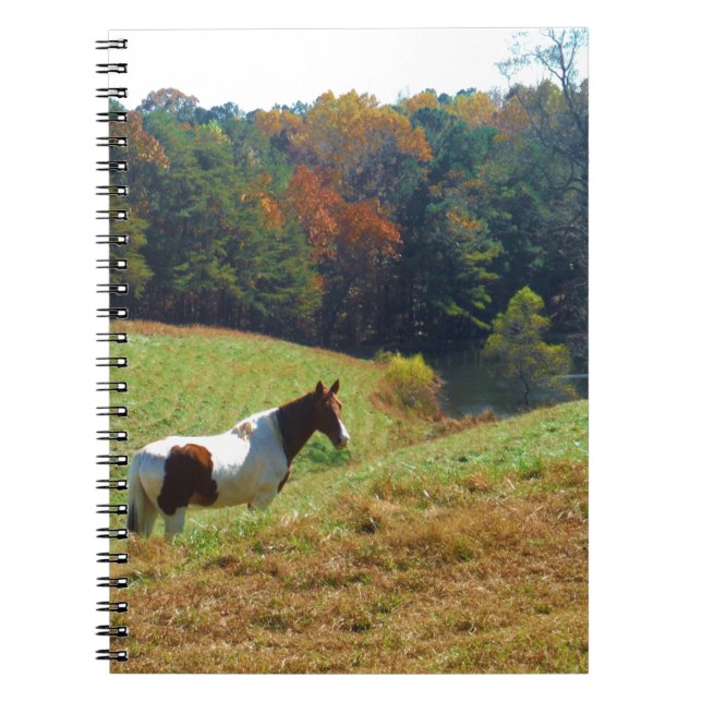 Cuaderno Caballo blanco y marrón, estanque otoñal (Frente)