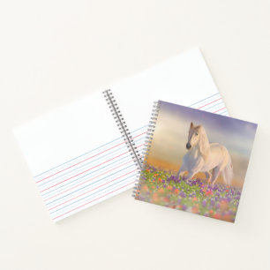 Cuaderno Caballo de ensueño corriendo a través de las flore