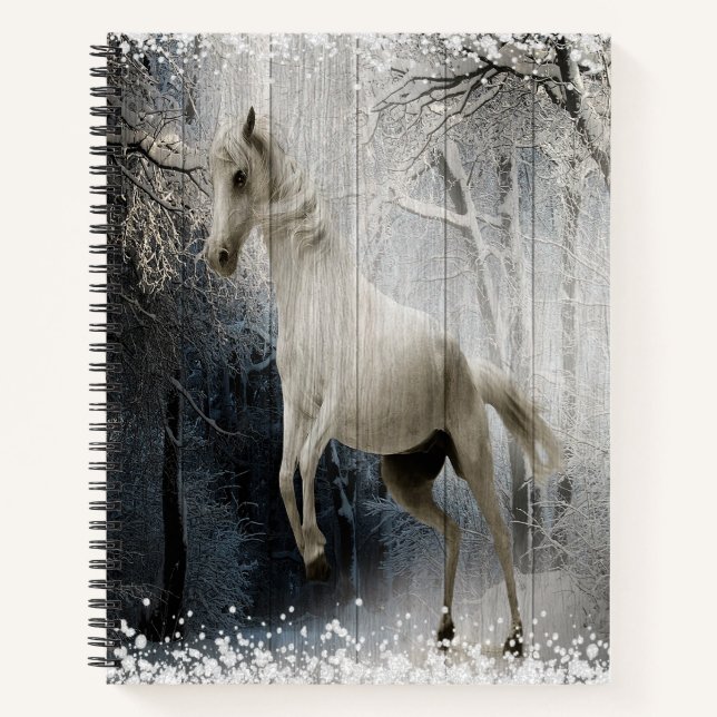 Cuaderno Caballo de Invierno Blanco En Bosque De Montaña (Anverso)
