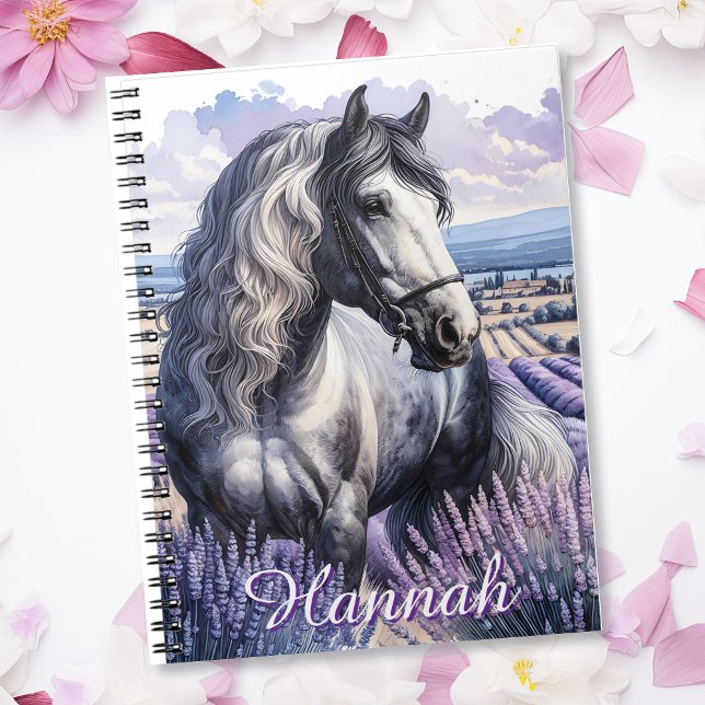 Cuaderno Caballo gris de bonito parado en lavanda (Subido por el creador)