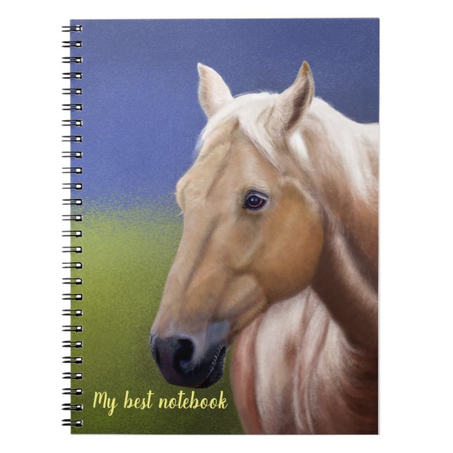 Cuaderno Caballo personalizable en un campo verde y lúgubre (Frente)