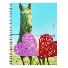 Cuaderno Caballo rubio y corazón rosado y rojo