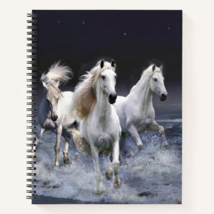 Cuaderno Caballos corriendo lanzando almohada
