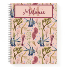 Caballos de mar de peces tropicales bombardean pla