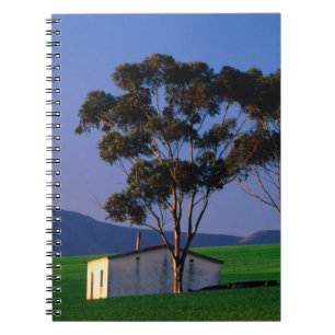 Cuaderno Cabaña de trabajadores agrícolas y campos de trigo
