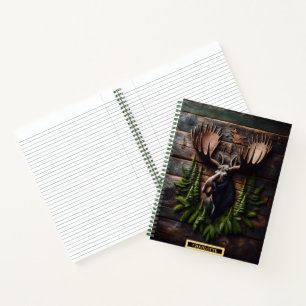 Cuaderno Cabeza de alce montada en una pared rústica de mad