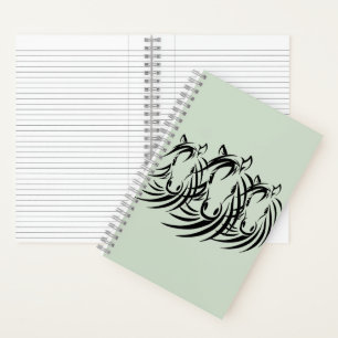 Cuaderno Cabezas de caballo negro sobre verde