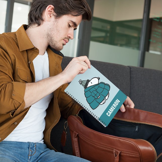 Cuaderno Cacahuetes | Chaqueta Snoopy Winter Puffer (Person with notebook)
