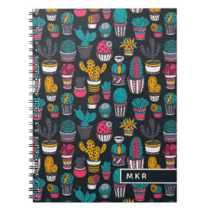Cuaderno Cactus dibujado mano en modelo del estilo del