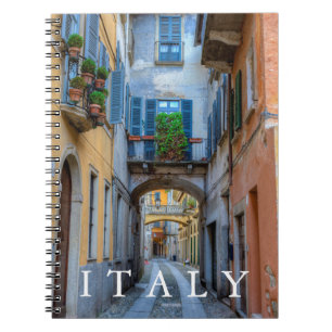 Cuaderno Calle estrecha de la ciudad, Italia