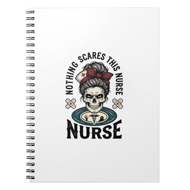 Cuaderno Camiseta de enfermera de Halloween con gráfico de  (Frente)
