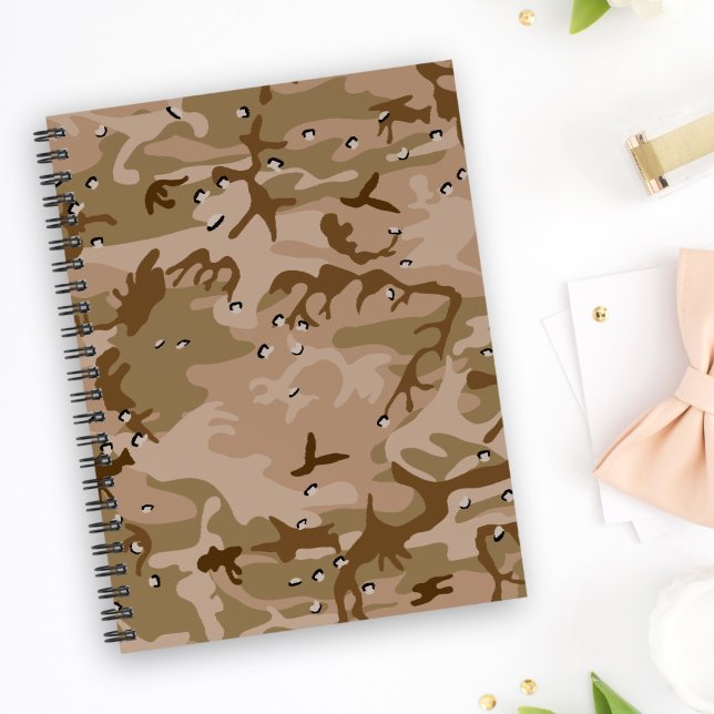 Cuaderno Camuflaje del desierto con guijarros, militares, e (Subido por el creador)