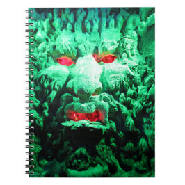 Cuaderno Cara mascarada aterradora en roca