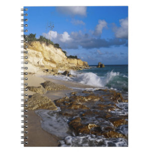 Cuaderno Caribe, San Martín, Acantilados en la playa de Cup
