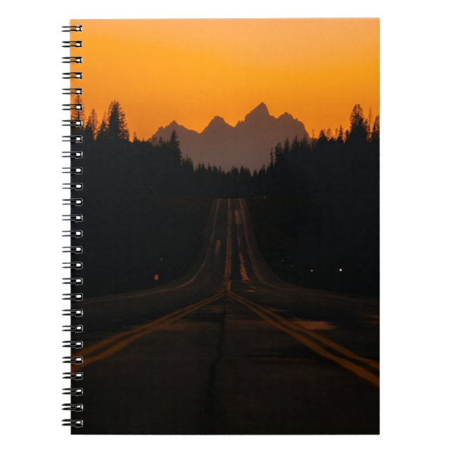 Cuaderno Carretera de atardecer de montaña para portátiles (Frente)