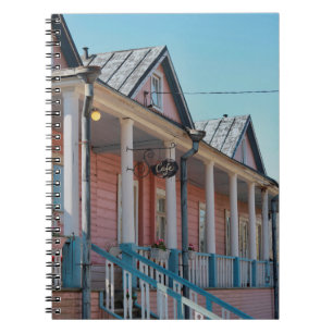 CUADERNO CASA DE MADERA MARRÓN Y ROSA