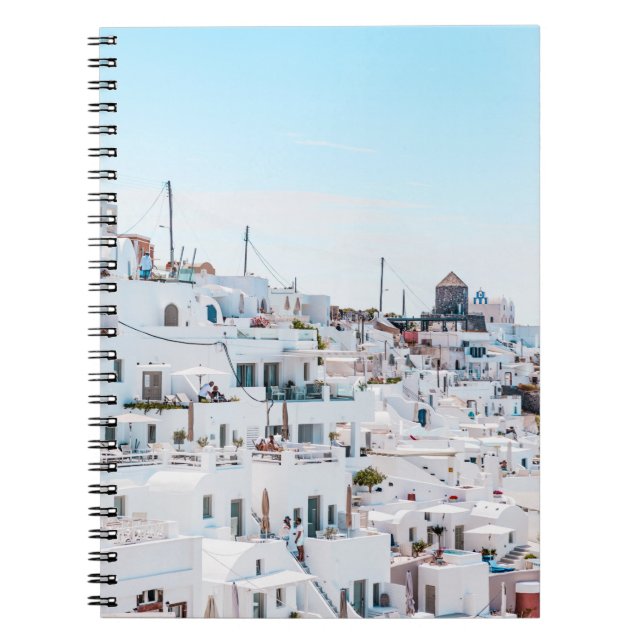 Cuaderno Casas blancas de hormigón bajo el cielo azul duran (Frente)